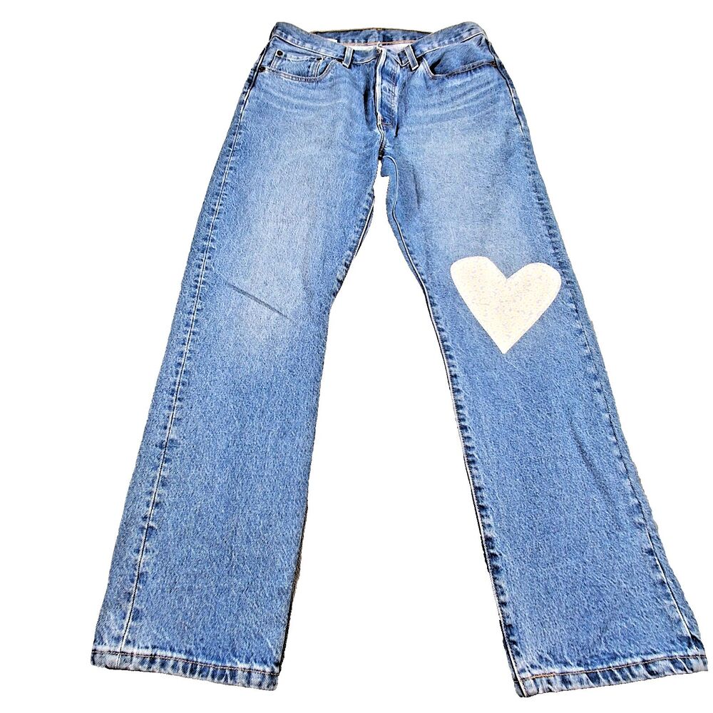 Levis 501 Jeans Women 31x30 150th Anniversary Heart Patch Button Fly Light Wash